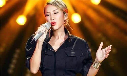 李玟事件最新爆料图片视频,惊人视频图片揭露惊人内幕  第2张